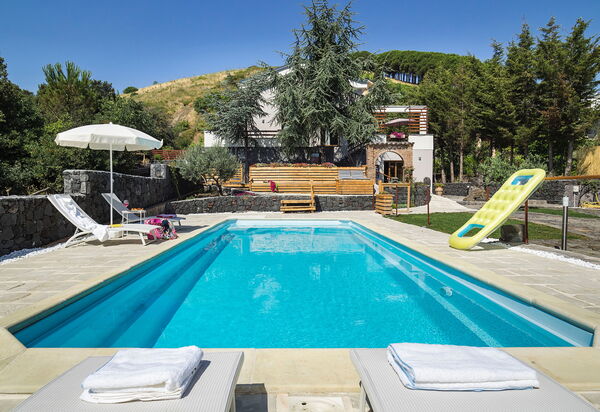 Villa Nel Monte: Private pool - open all year round